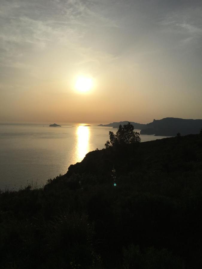 Studio Rocher Bleu Pres Des Plages - Soleil Levant La Ciotat Luaran gambar